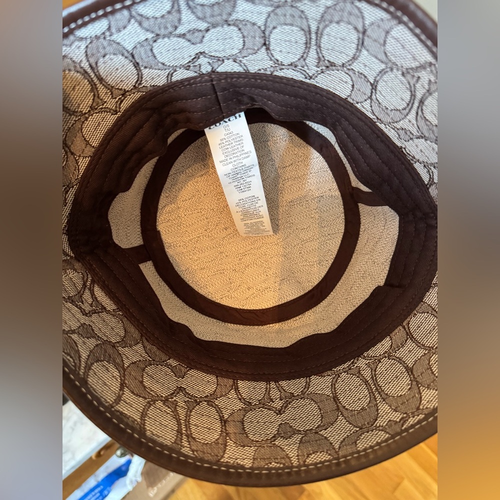 Coach - Bucket Rain Hat - EXCELLENT CONDITION - no signs of use. Brown - Picture 3 of 5